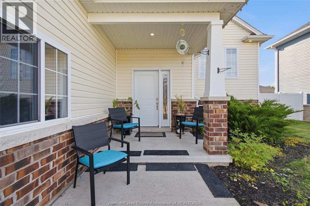 6 JOANEY LANE - 4