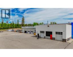 1142 304th Street, Marysville, BC V1A3H6 Photo 9