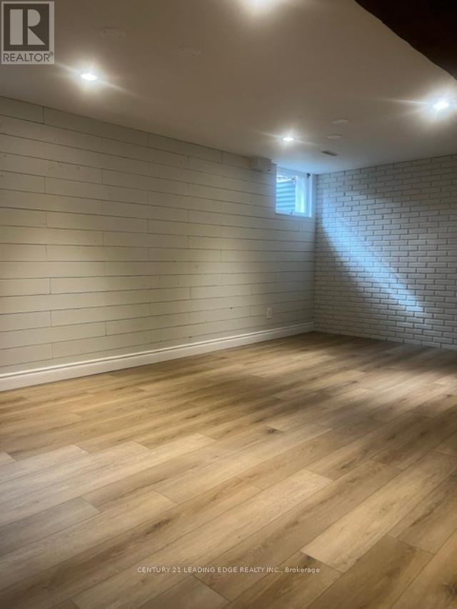 24 KING HENRYS BOULEVARD - 12