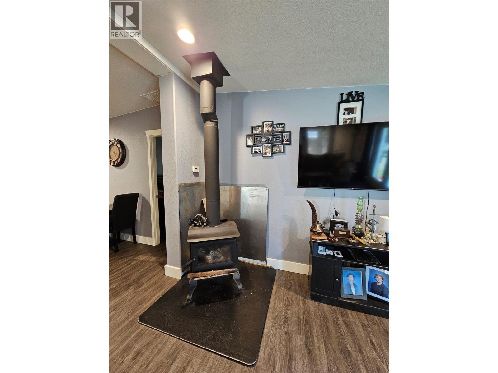 2385 Eva Road - 37