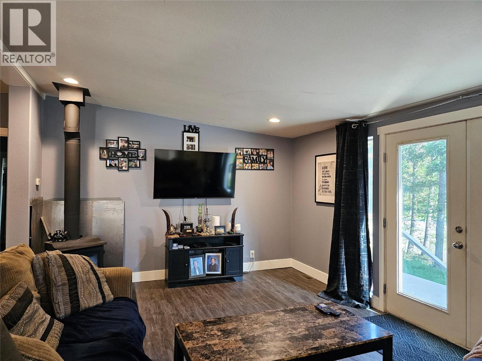 2385 Eva Road - 40