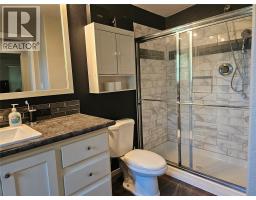 2385 Eva Road, Lee Creek, BC V0E1M4 Photo 33