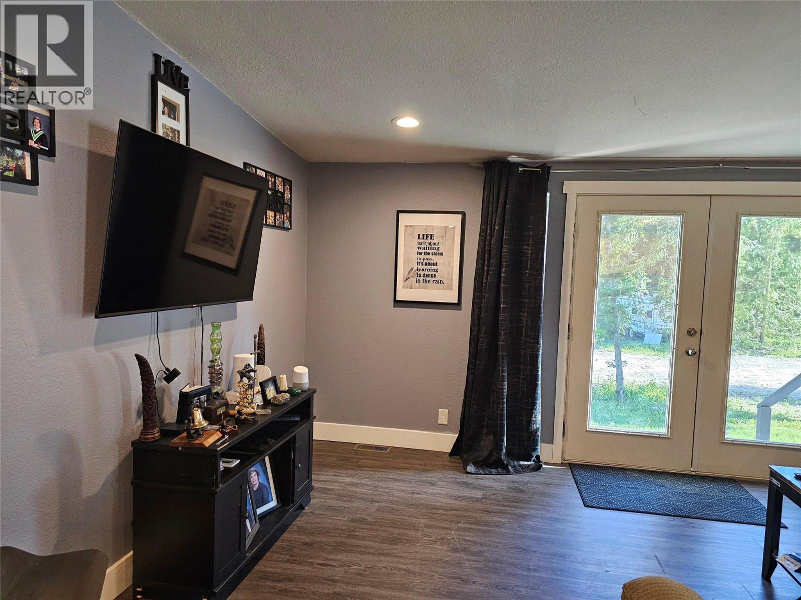 2385 Eva Road - 41