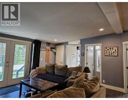 2385 Eva Road, Lee Creek, BC V0E1M4 Photo 43