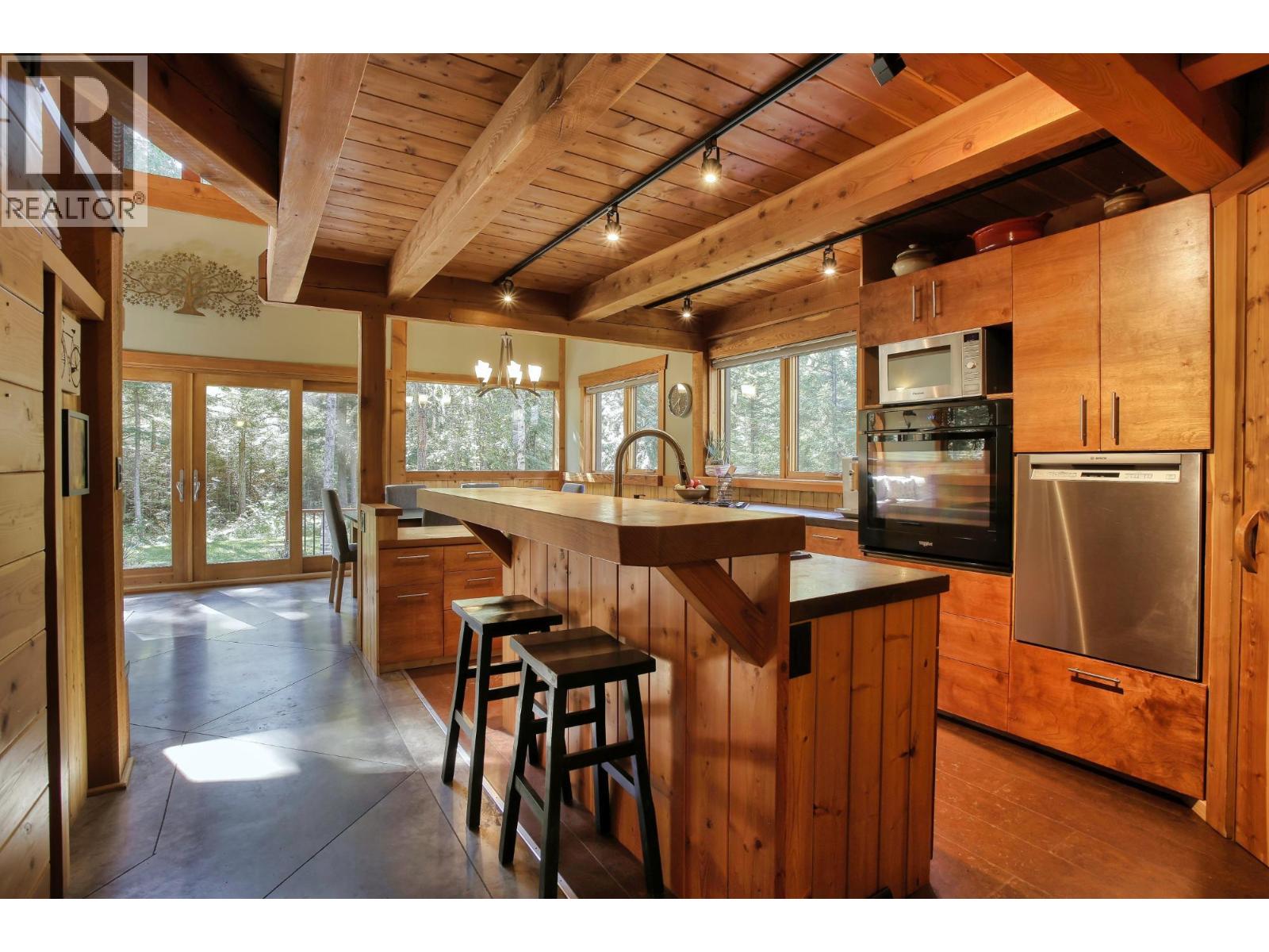 6666 ZEEBEN Road - Image 13