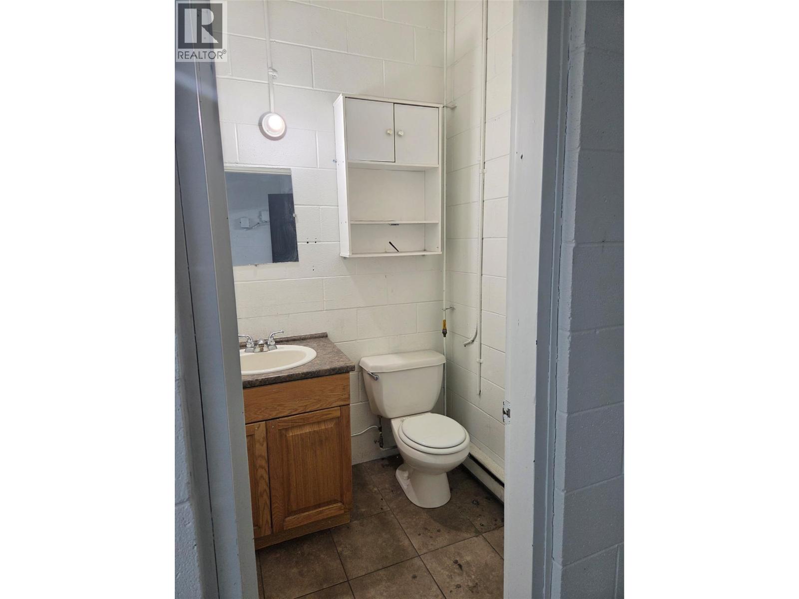  2200 18 Avenue, Vernon