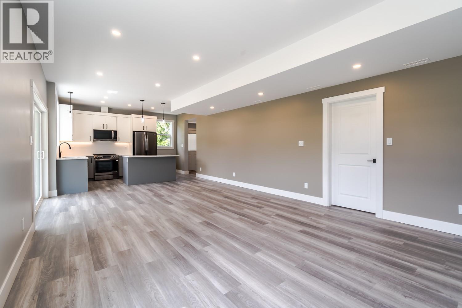180 HOLLYWOOD Crescent - 47