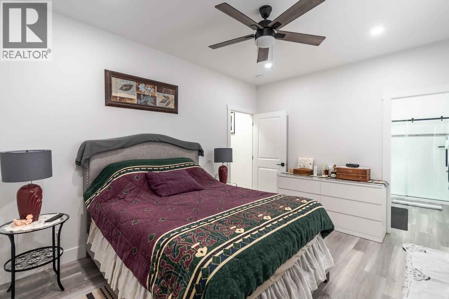 180 HOLLYWOOD Crescent - 19