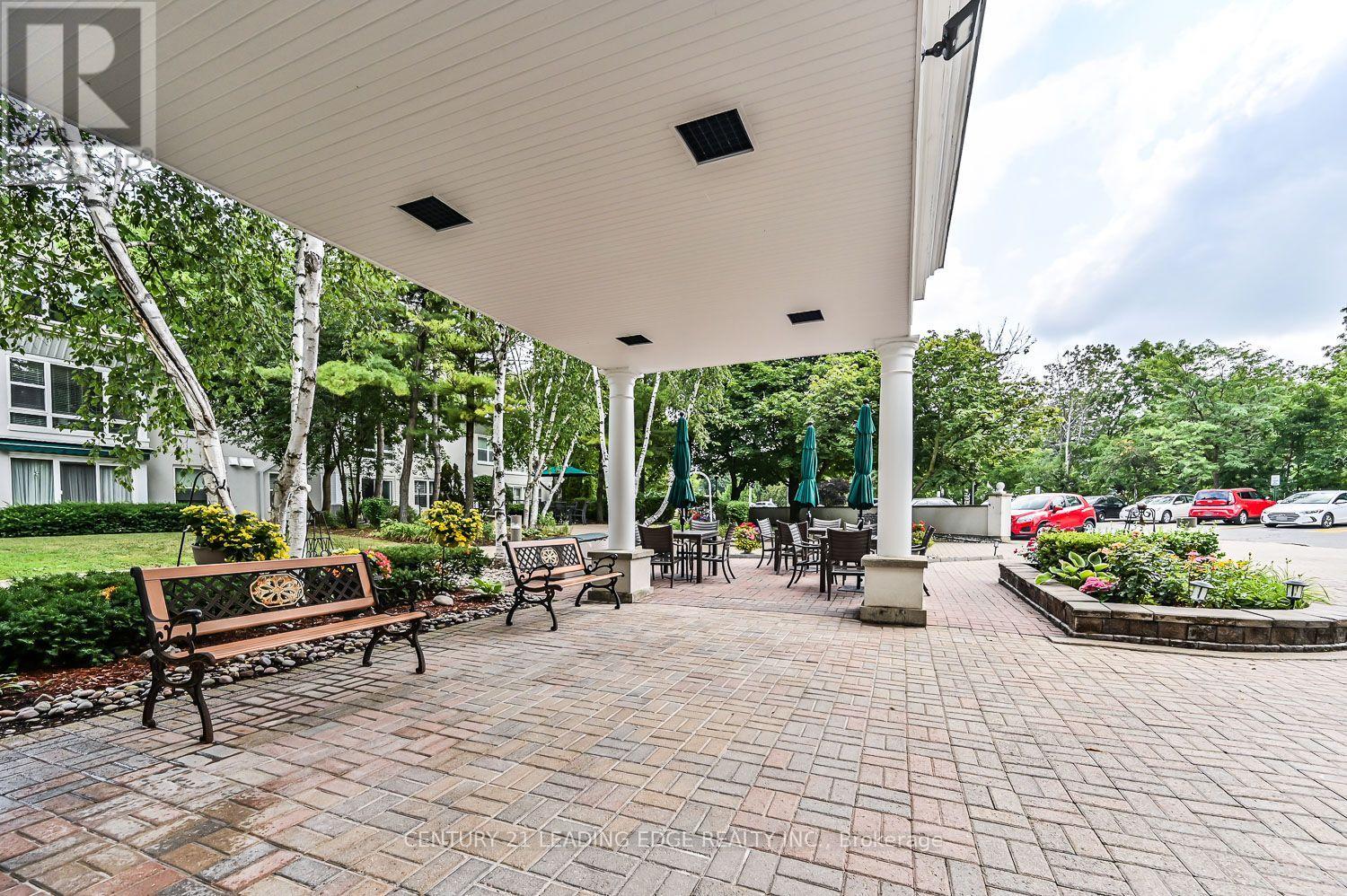 #103 100 ANNA RUSSELL WAY - 3