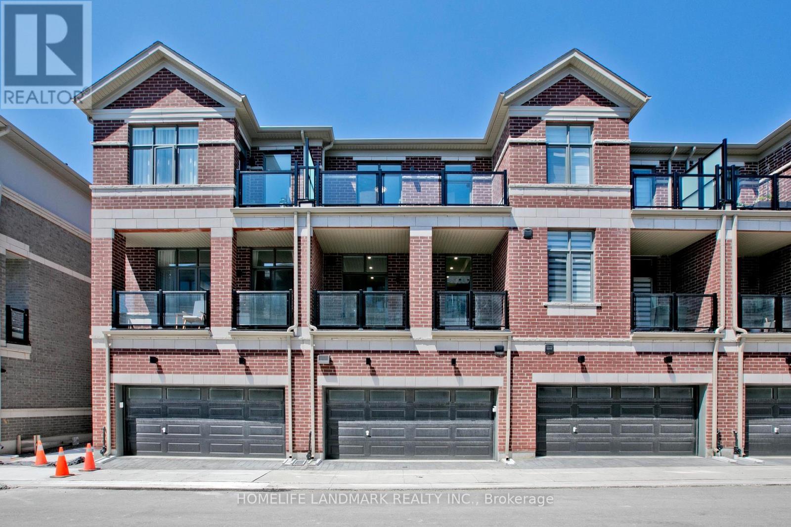 33 KAHSHE LANE - 22