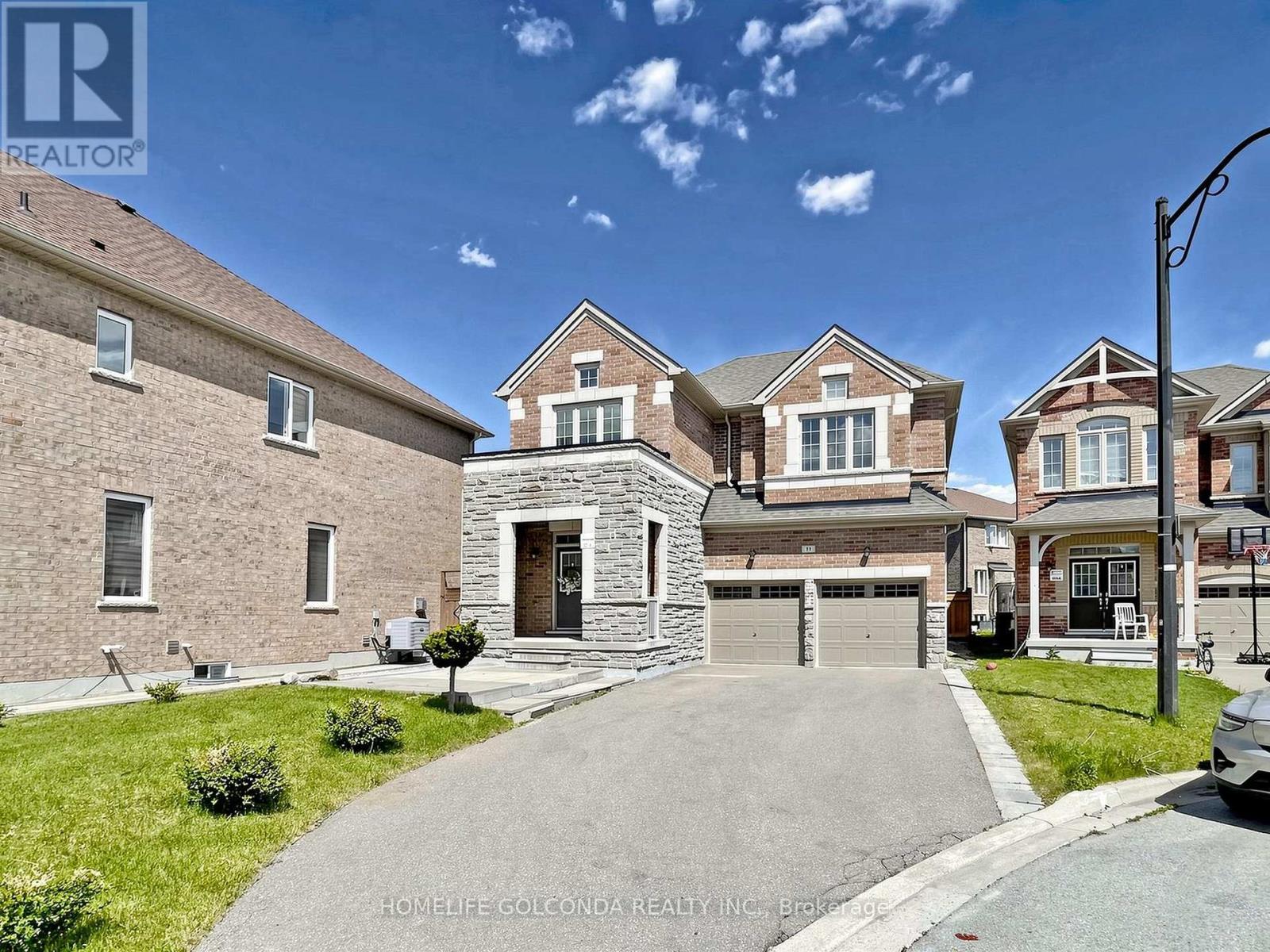 31 BOLSBY COURT - 1