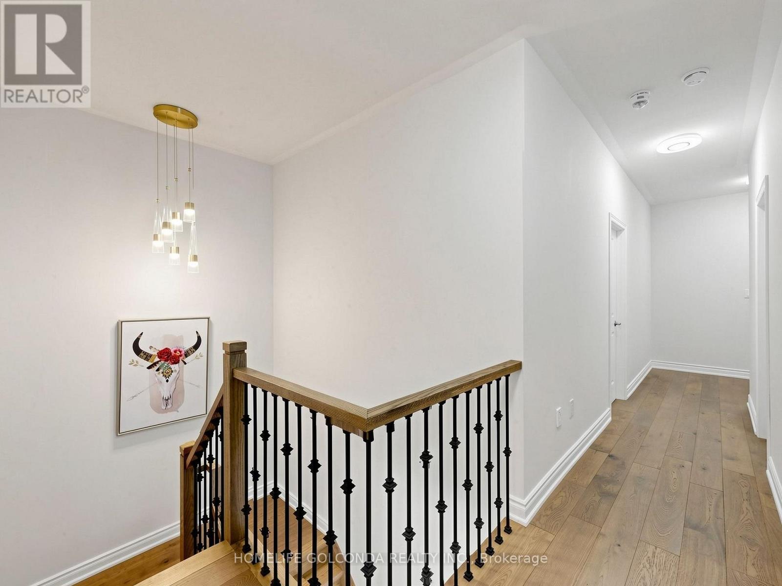 31 BOLSBY COURT - 20