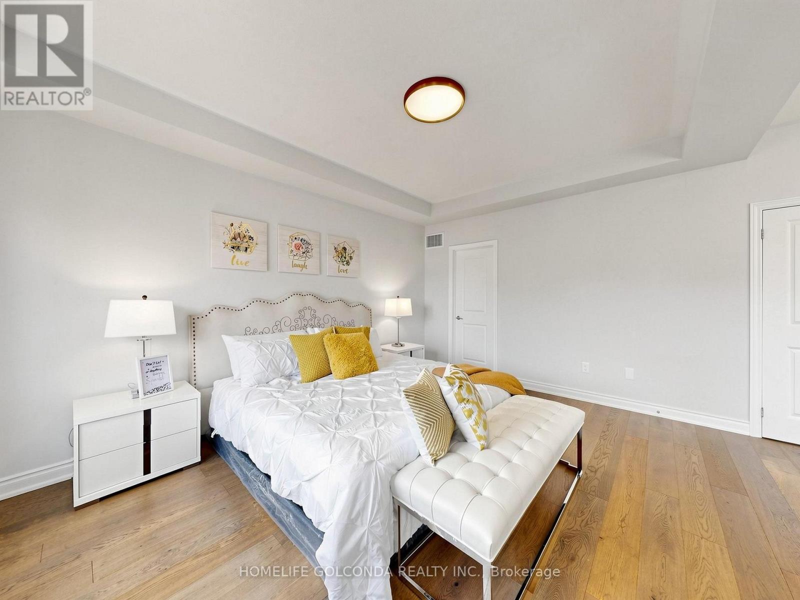 31 BOLSBY COURT - 23
