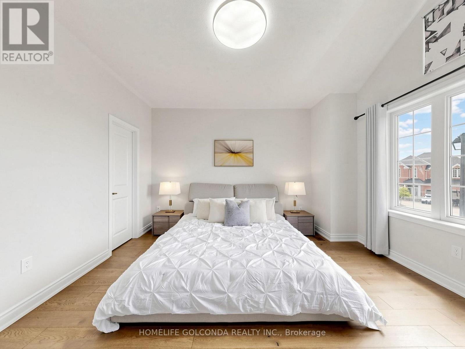 31 BOLSBY COURT - 33