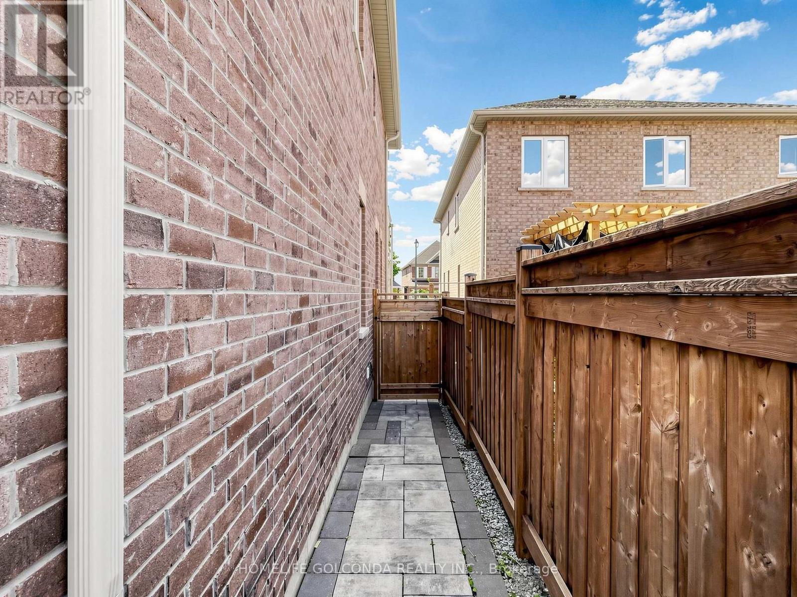 31 BOLSBY COURT - 49