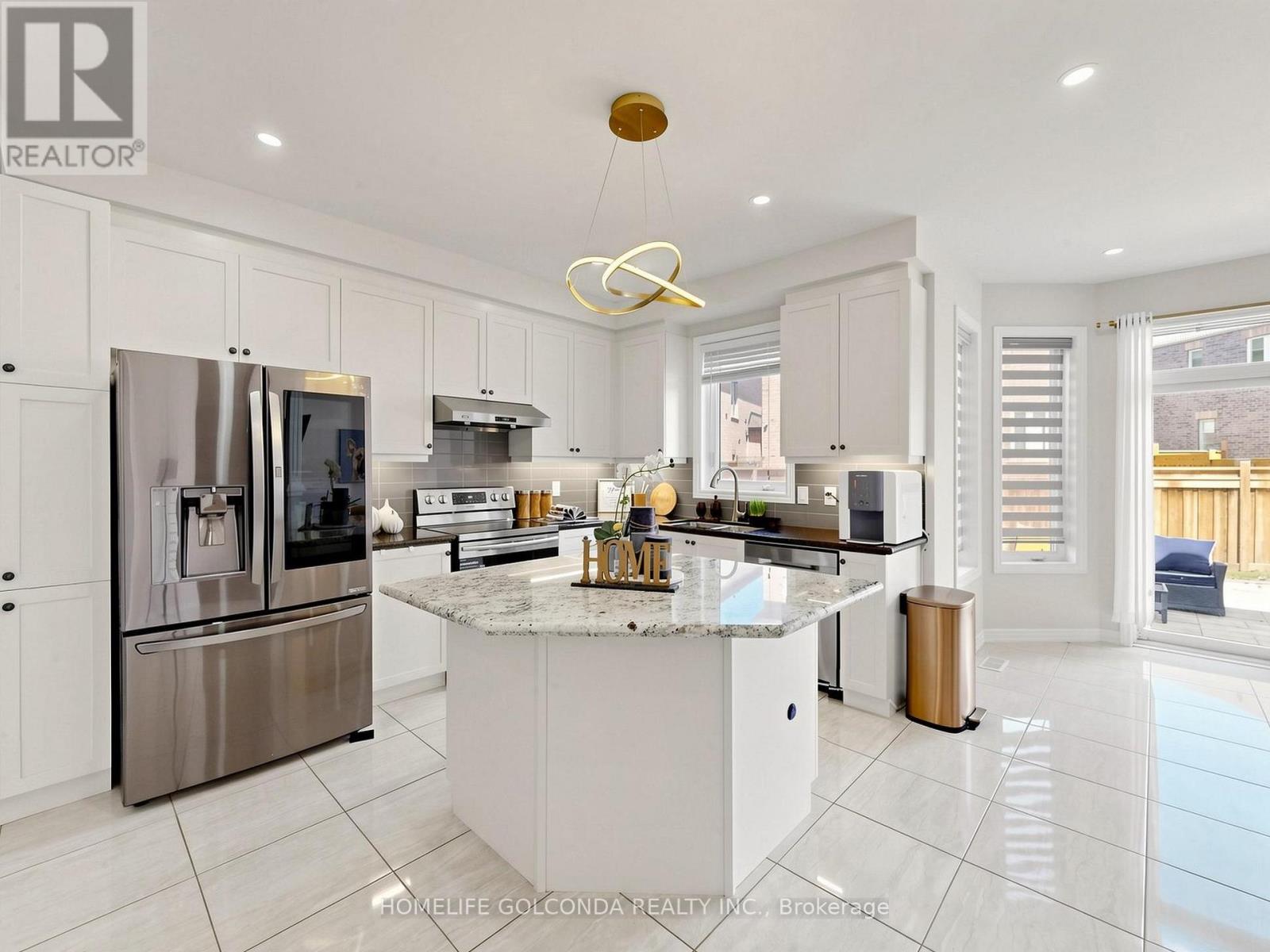 31 BOLSBY COURT - 9