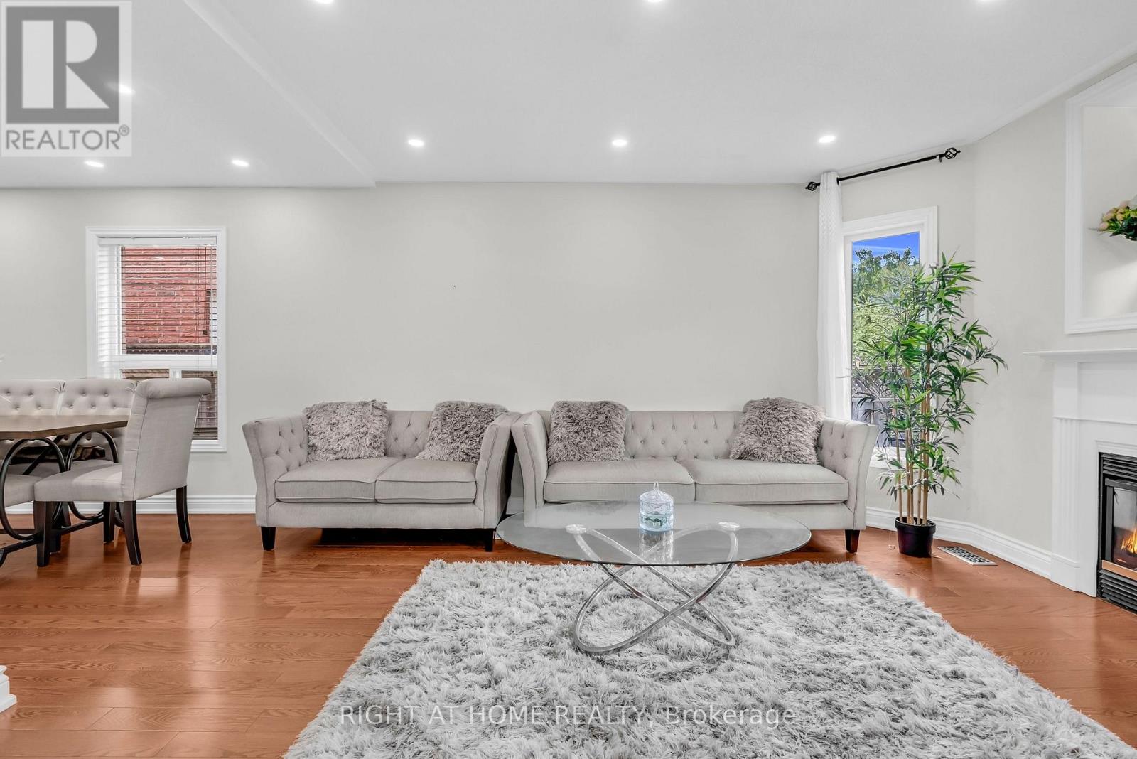 847 STONEBRIDGE AVENUE - 14