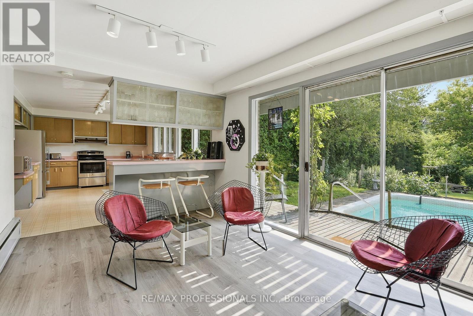 189 EDENBRIDGE DRIVE - 14