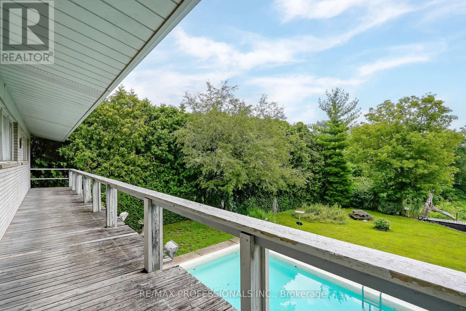 189 EDENBRIDGE DRIVE - 20