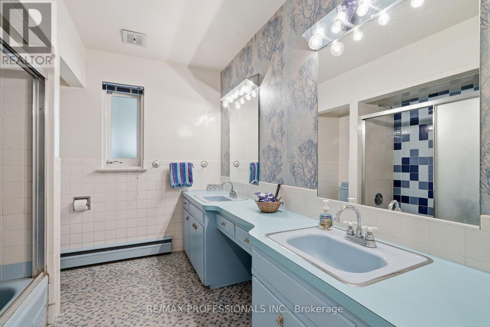 189 EDENBRIDGE DRIVE - 29