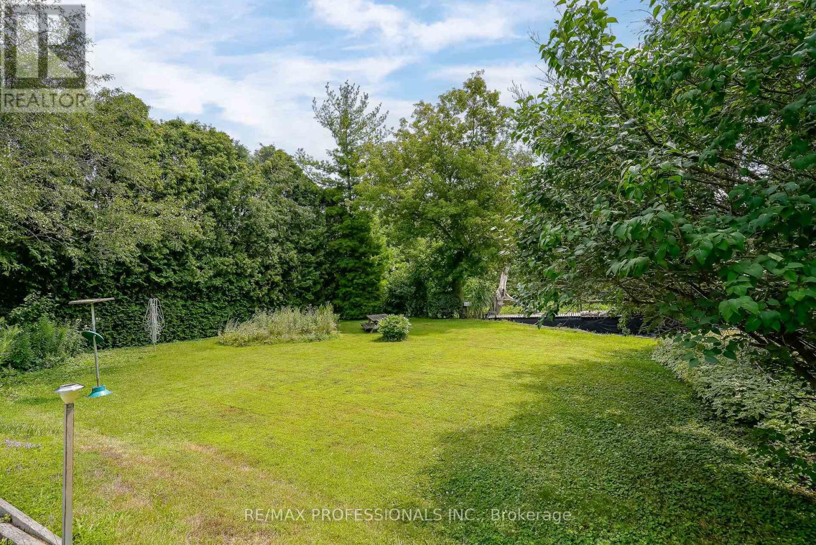 189 EDENBRIDGE DRIVE - 40