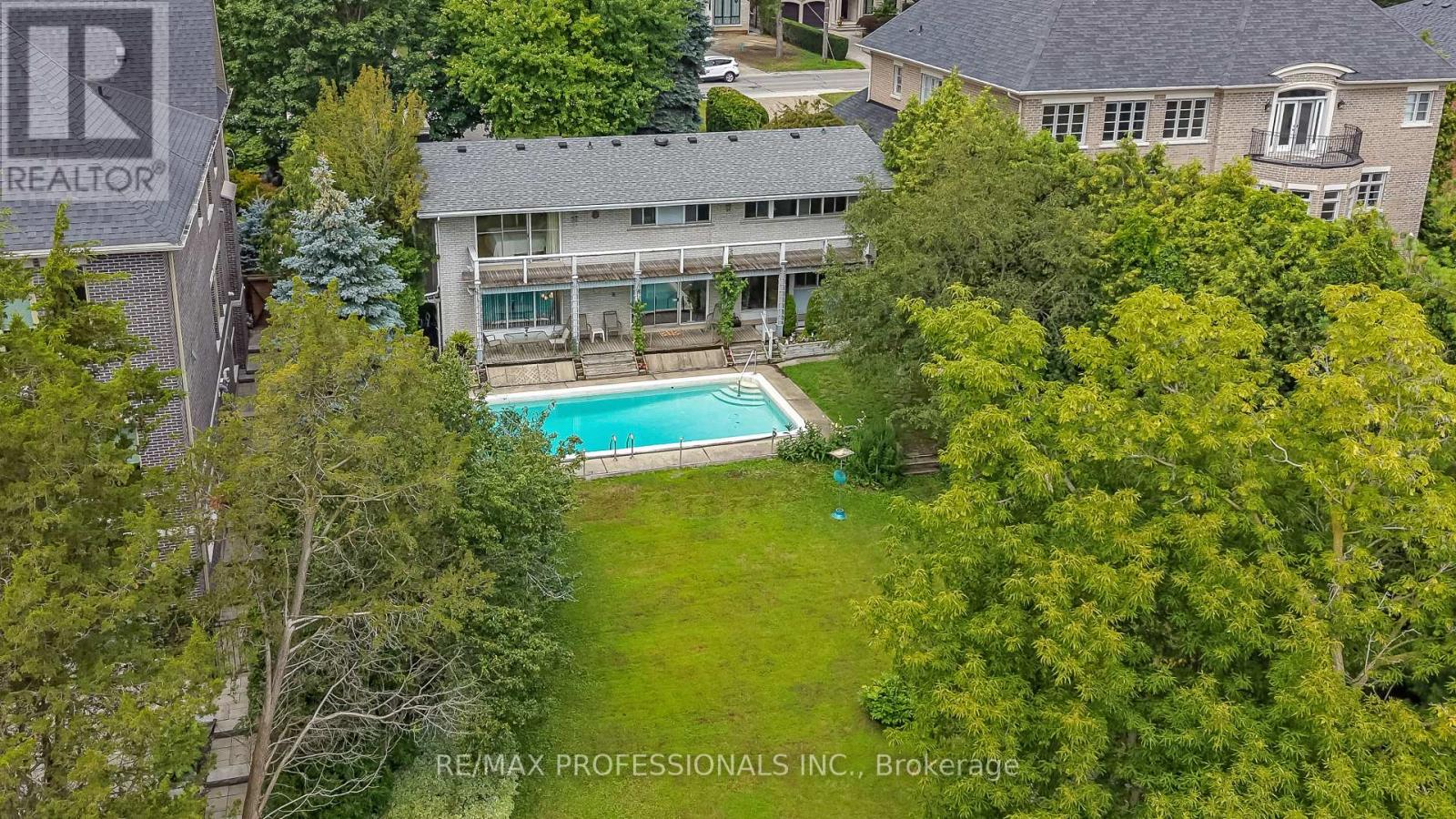 189 EDENBRIDGE DRIVE - 45