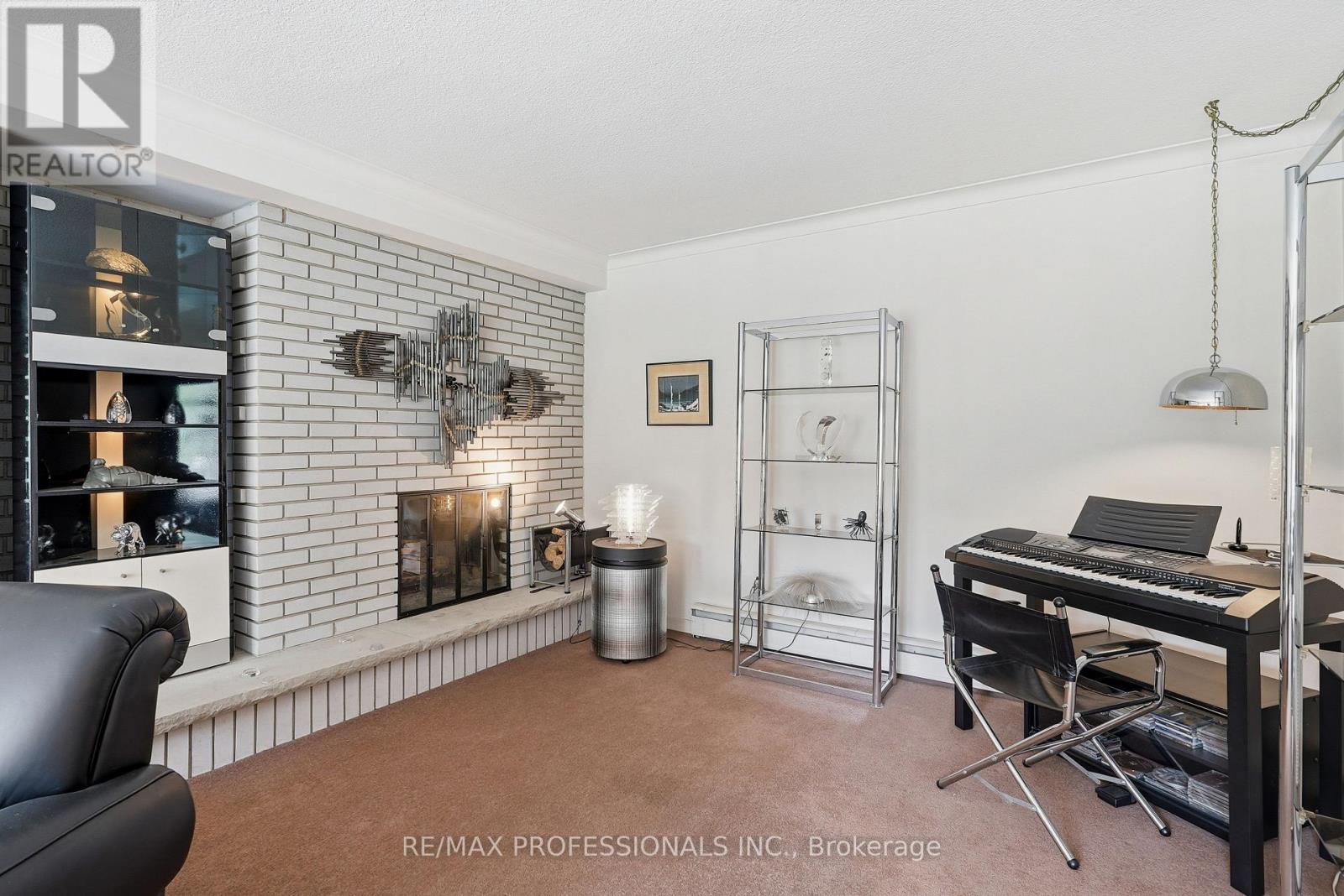 189 EDENBRIDGE DRIVE - 7