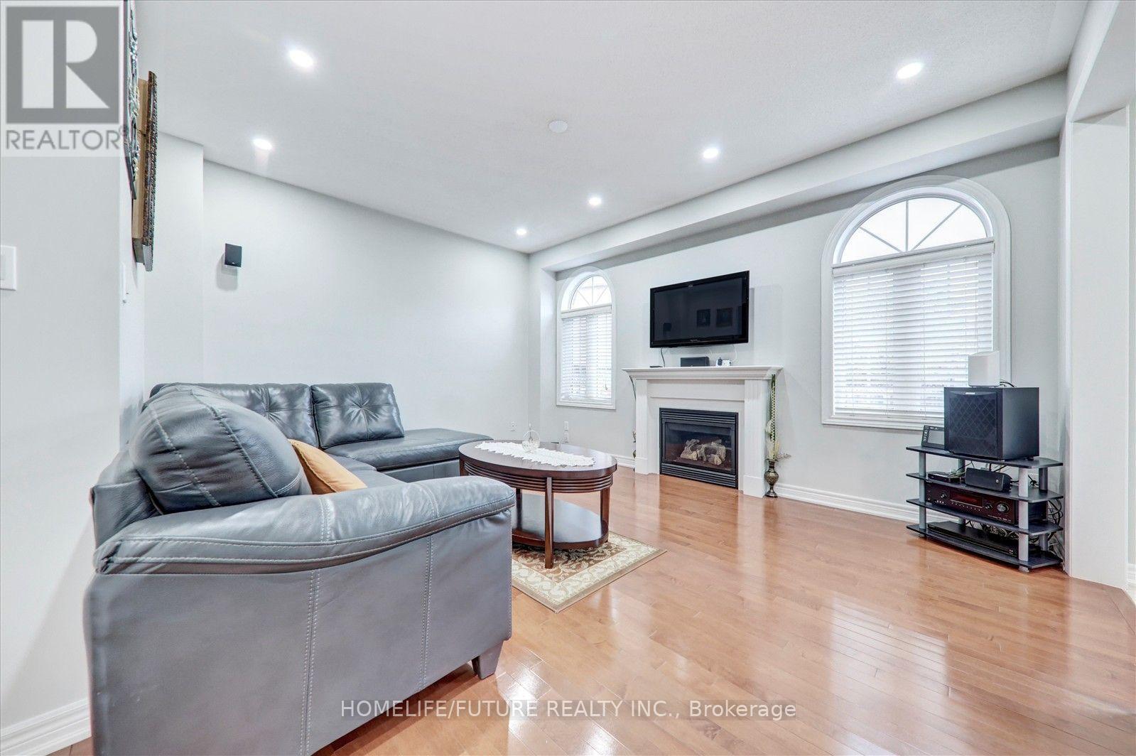 2 TOVEY TERRACE - 13