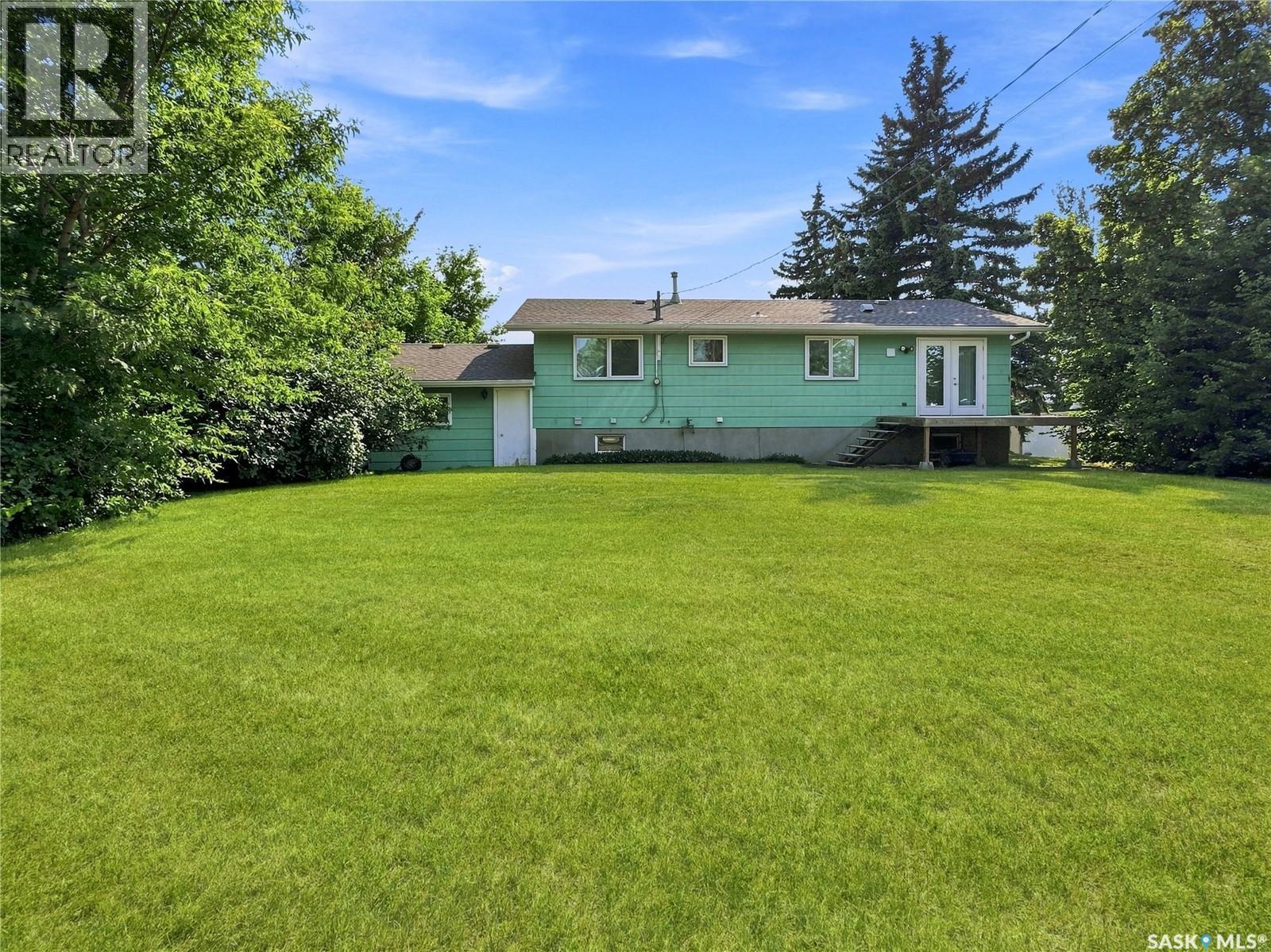 609 Railway AVENUE, Balcarres — photo 2