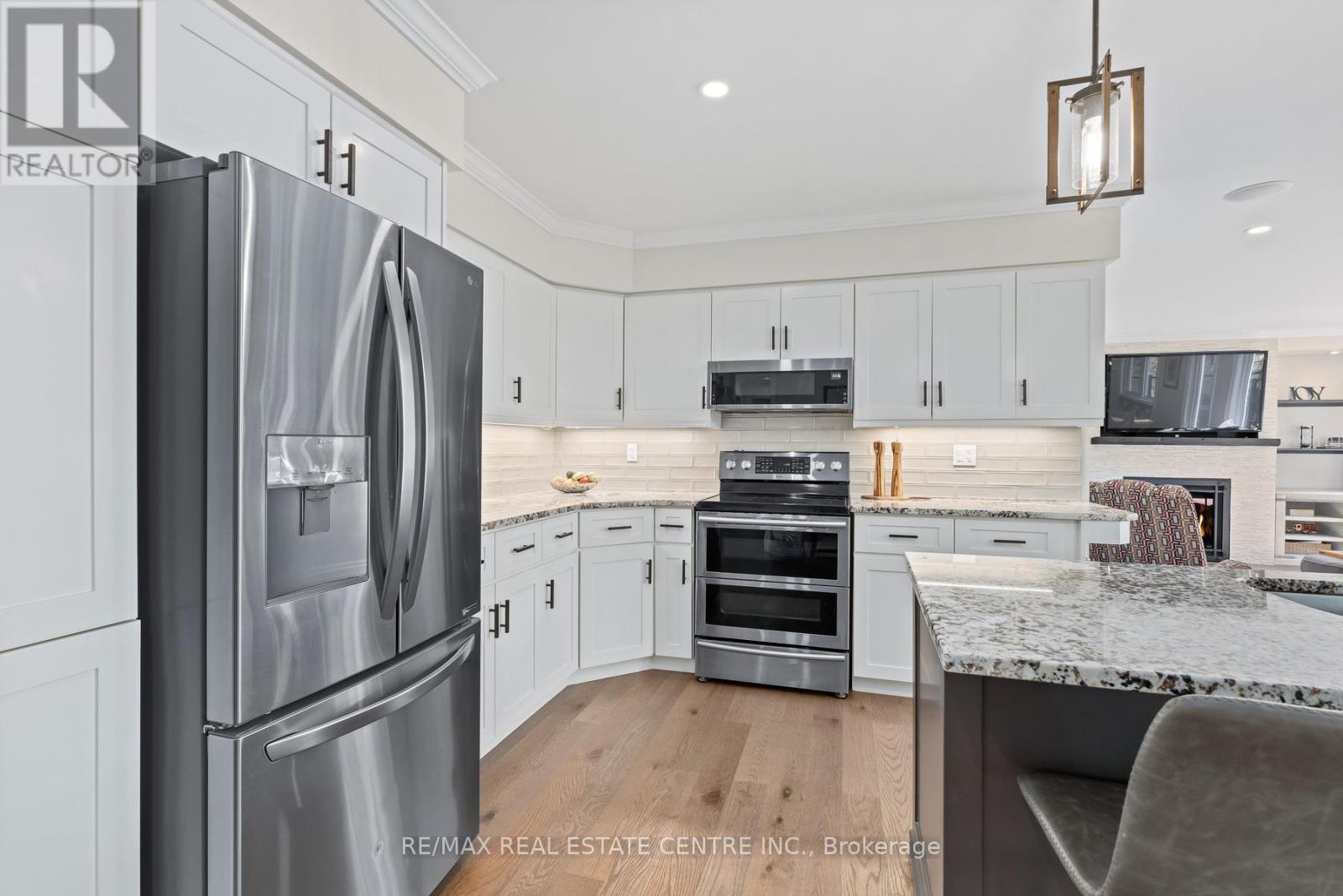 42 RIDGEWAY AVENUE - Image 12