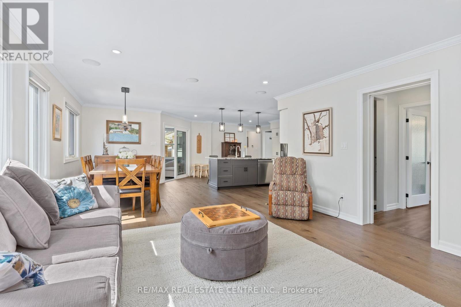 42 RIDGEWAY AVENUE - Image 16