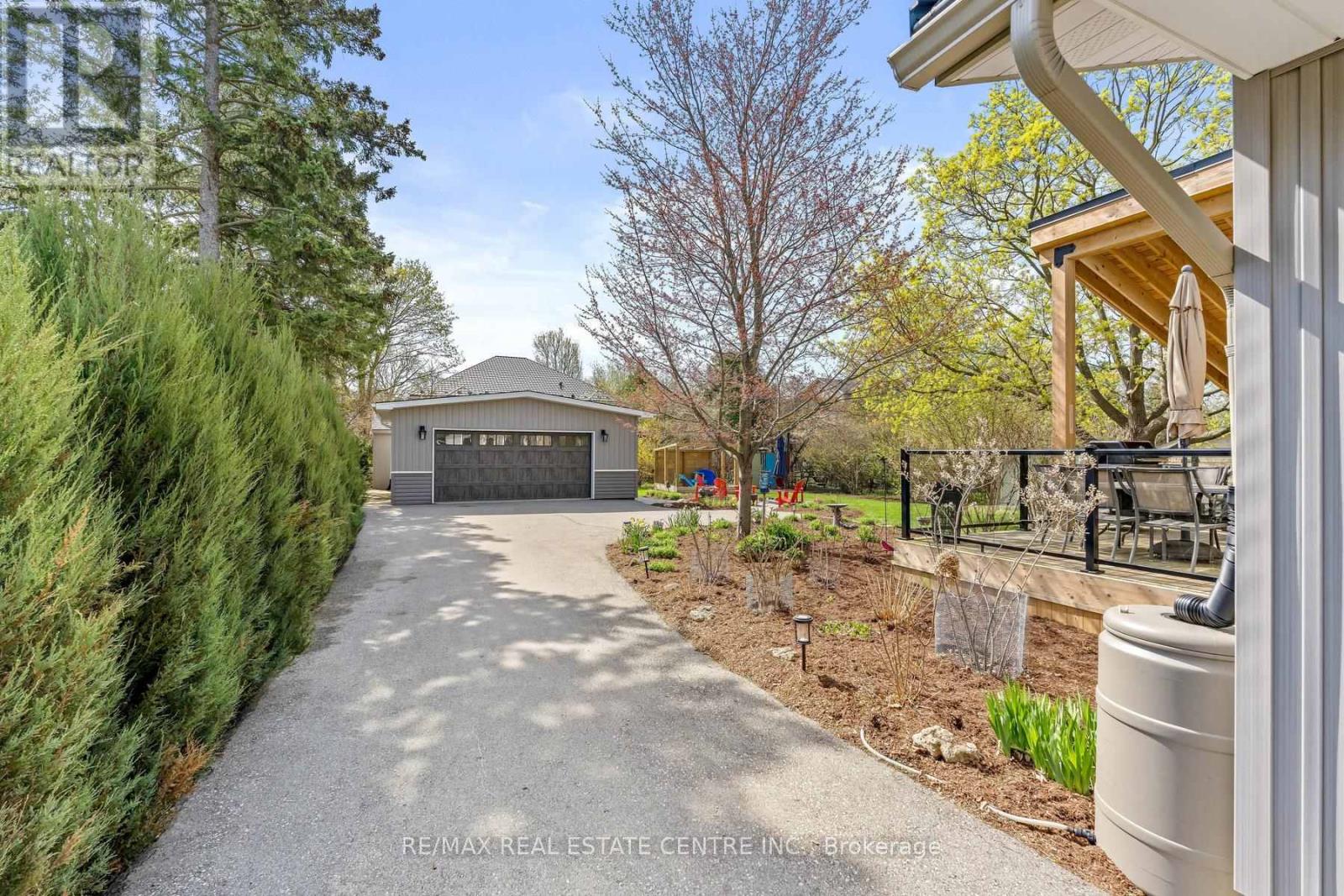 42 RIDGEWAY AVENUE - 3
