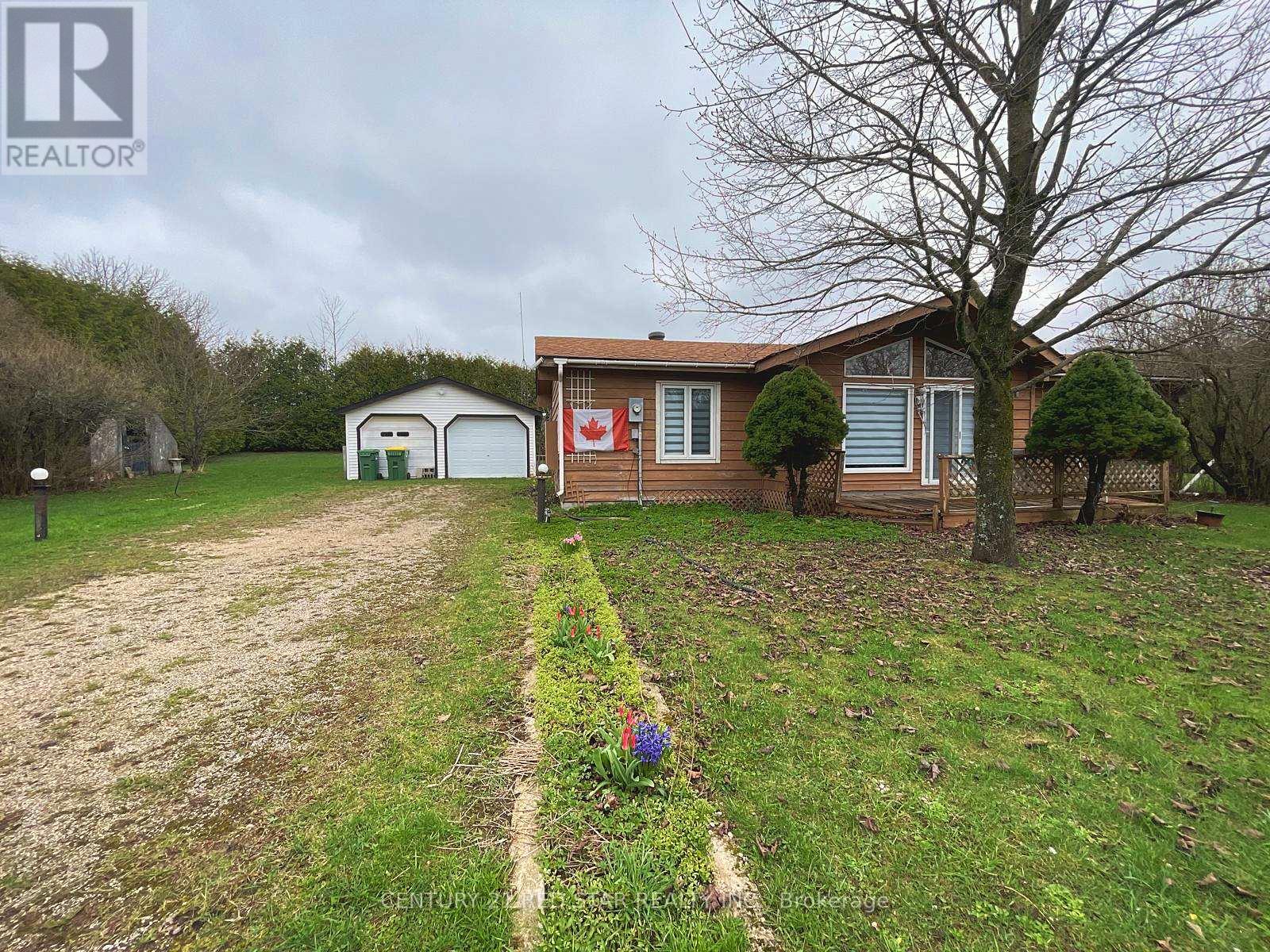 209 EVANS STREET - 2