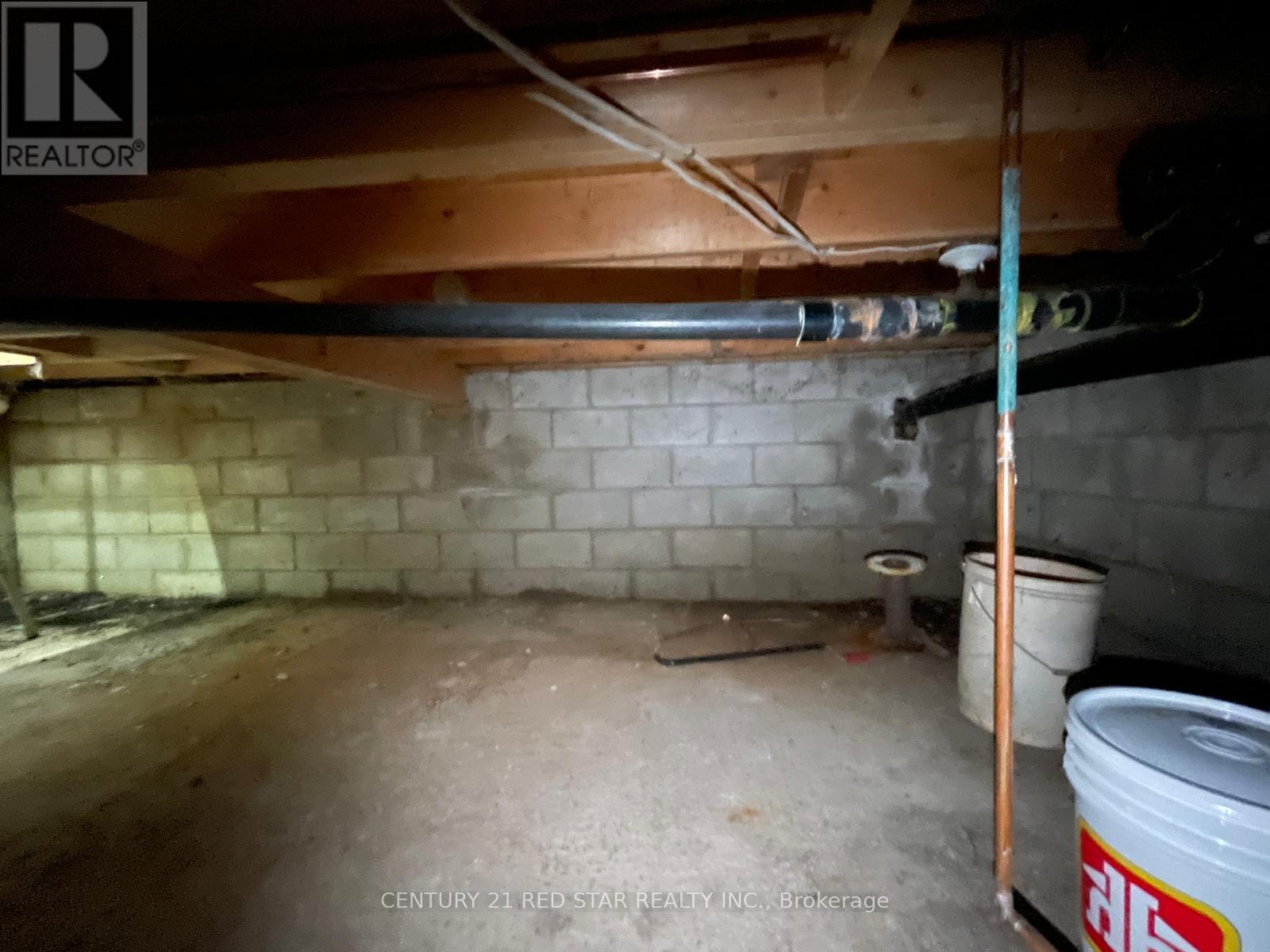 209 EVANS STREET - 33