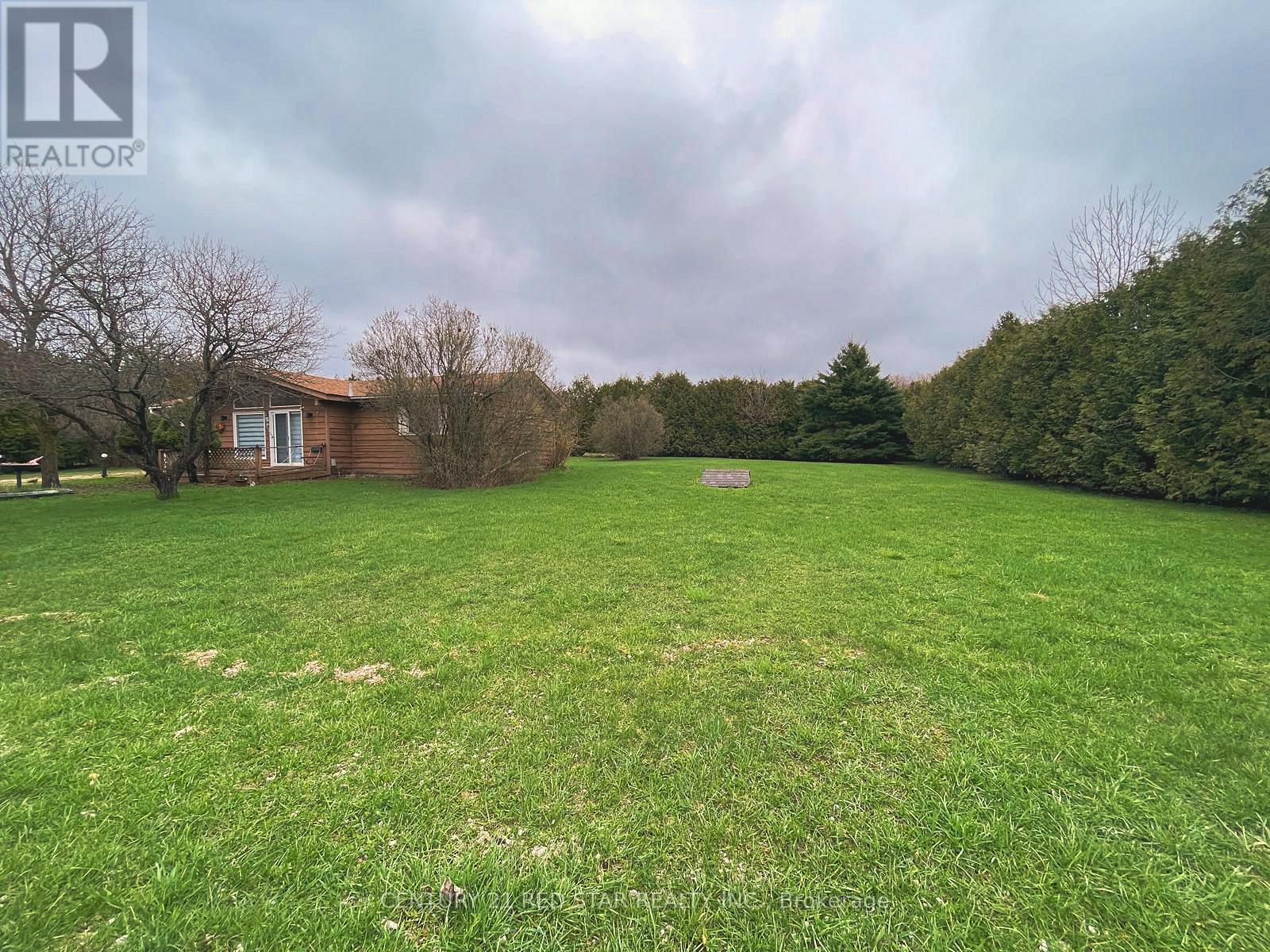 209 EVANS STREET - 5