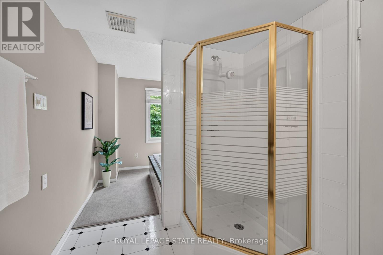 #11 151 MCNIVEN ROAD - Image 27