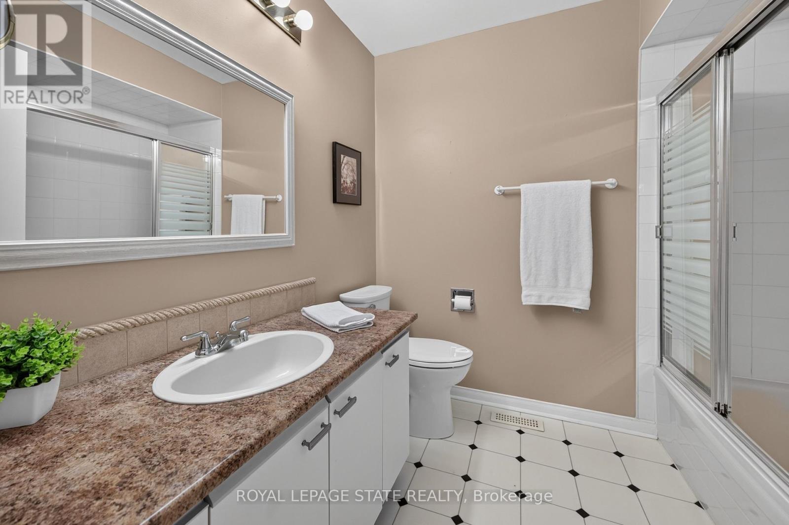 #11 151 MCNIVEN ROAD - Image 34