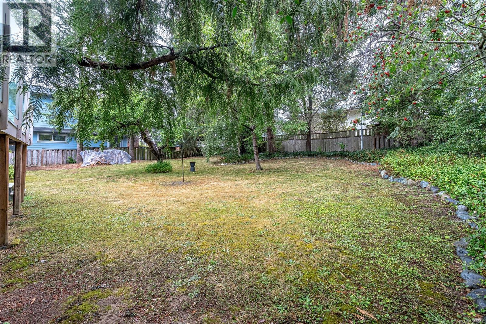 5861 Sycamore St - 29