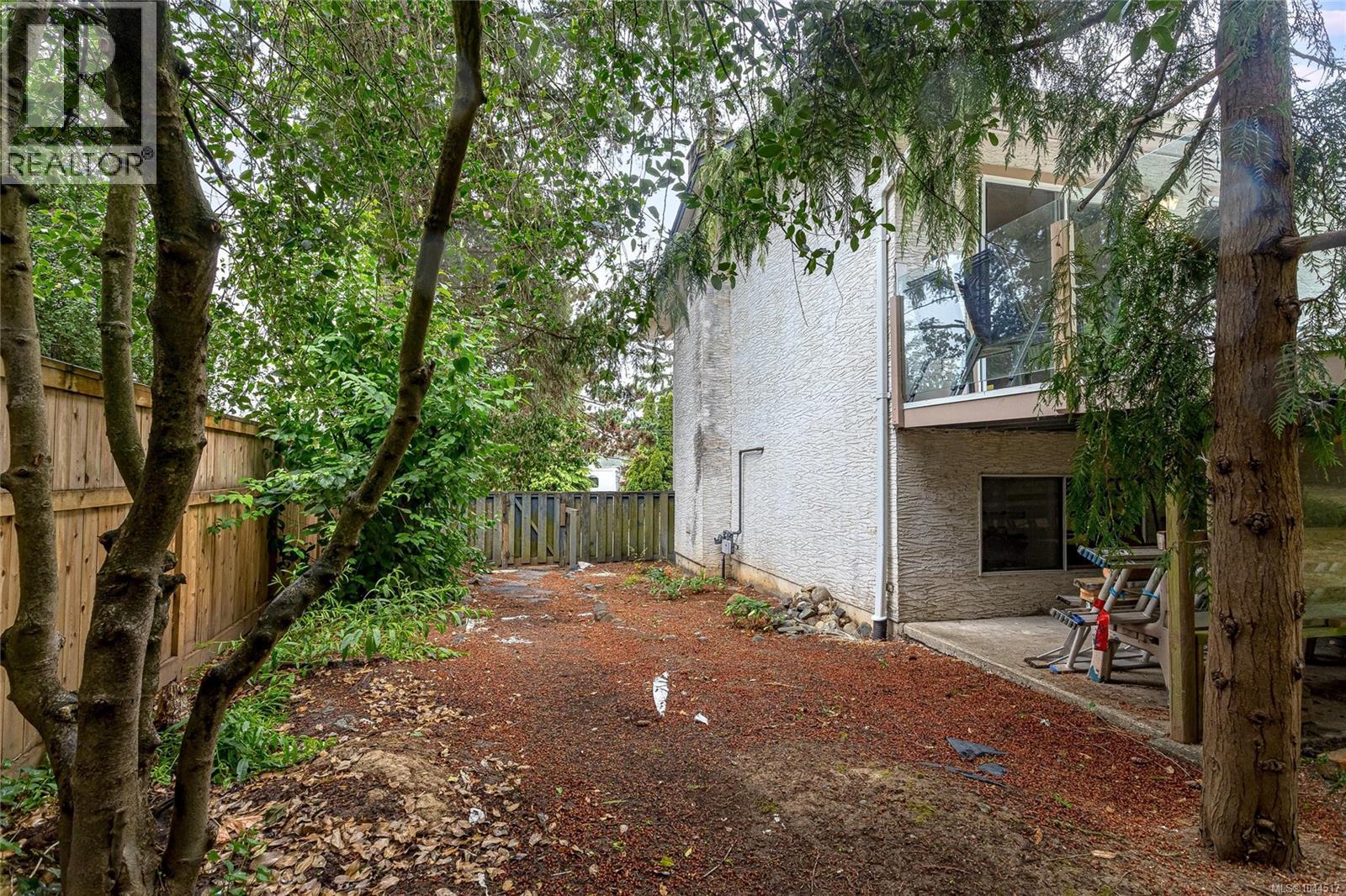 5861 Sycamore St - 30