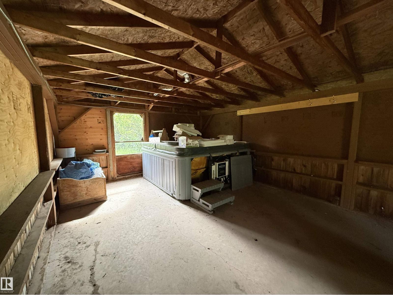 621088 RGE RD 53 NE - 36