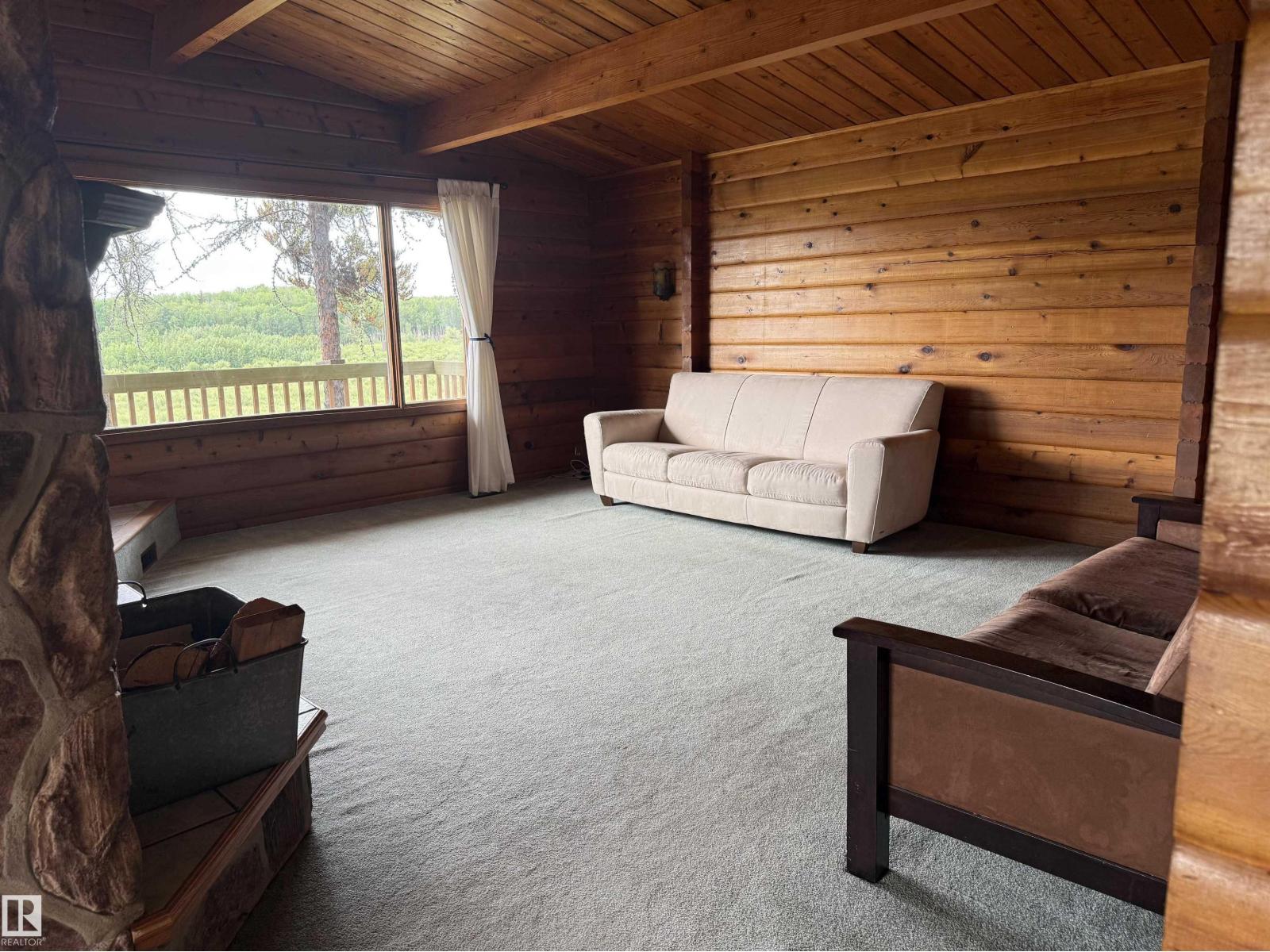 621088 RGE RD 53 NE - 16