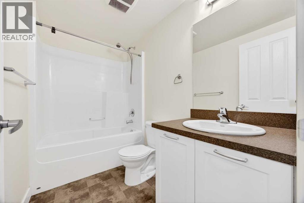 #704 3830 Brentwood Road NW - 24