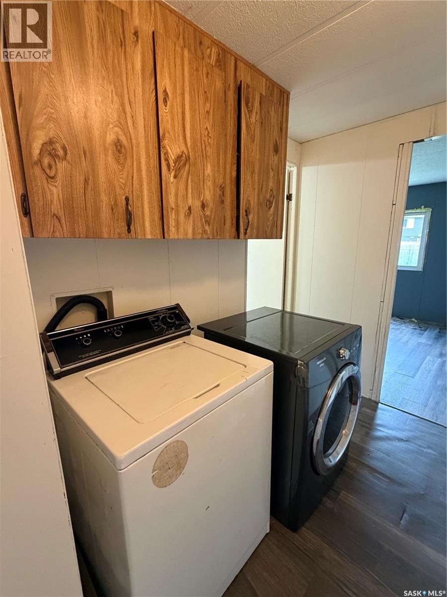 56 Clark CRESCENT - 8