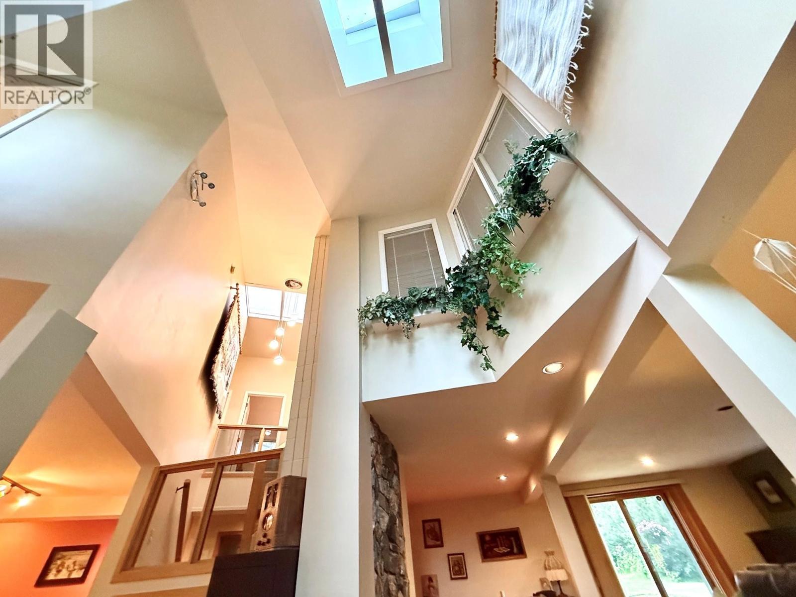 1483 HOFERKAMP ROAD - 32
