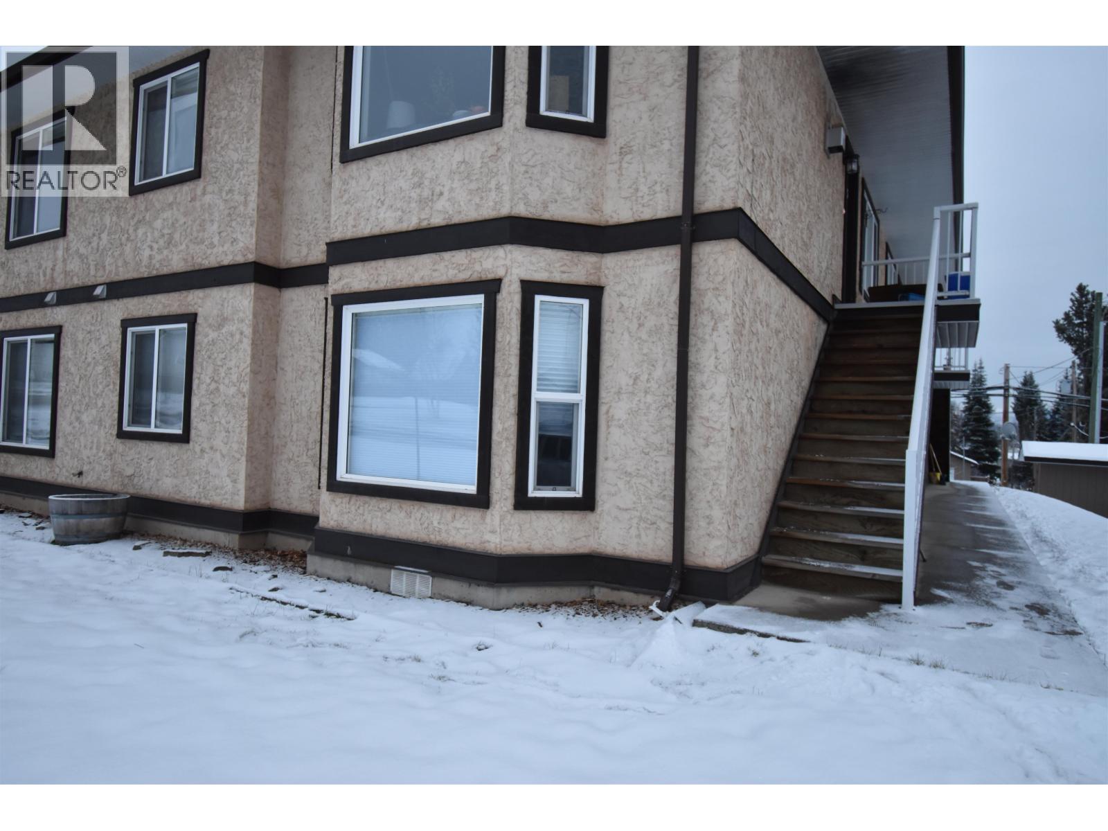 1 1686 MAIN STREET, Smithers