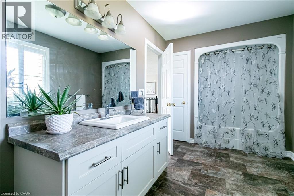 32A HALDIMAND Trail - 38