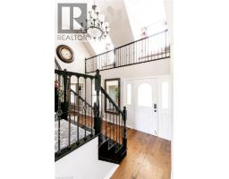 5pc Bathroom - 32a Haldimand Trail, Dunnville, ON N1A1W9 Photo 7
