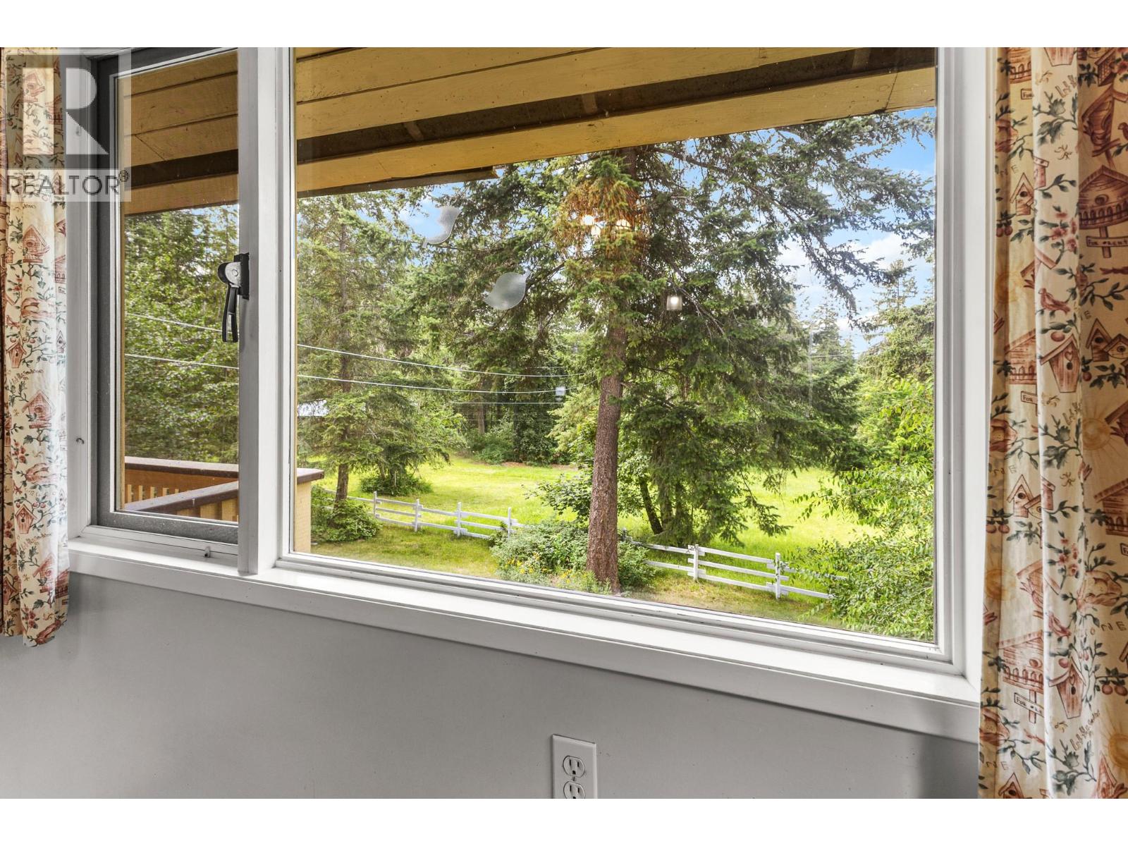  2489 Hendrickson Road, Sorrento