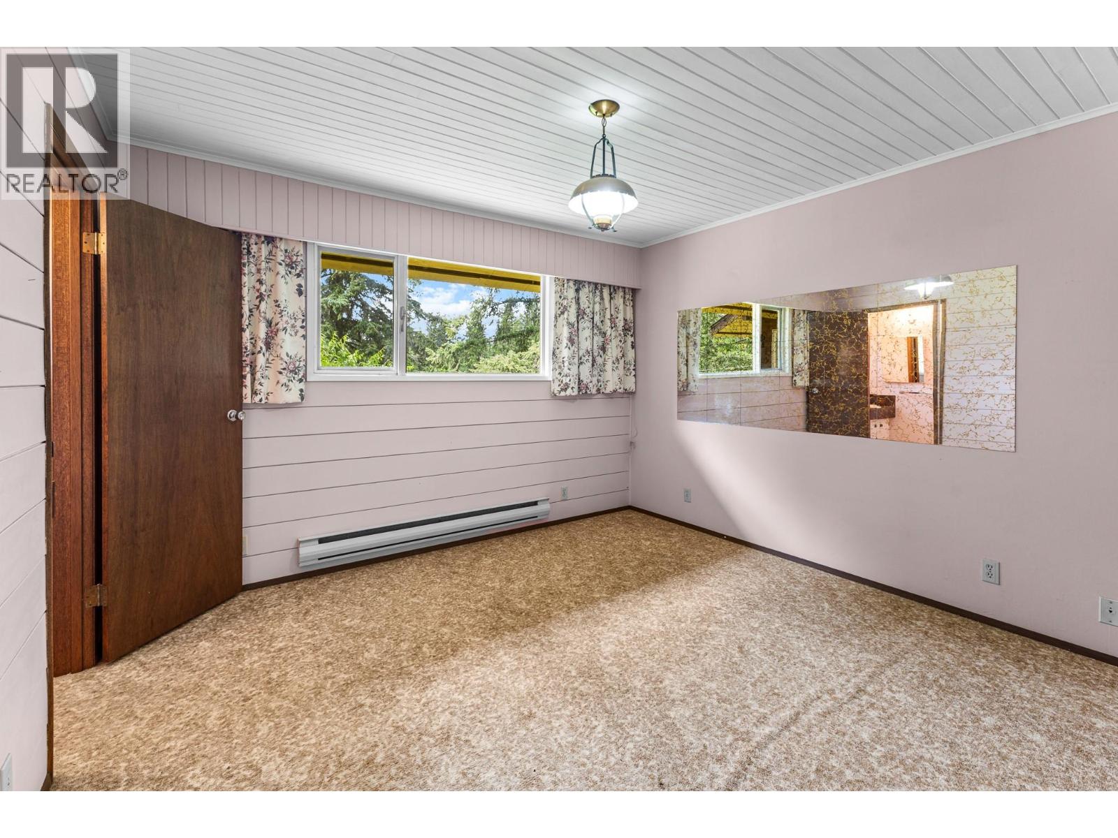  2489 Hendrickson Road, Sorrento