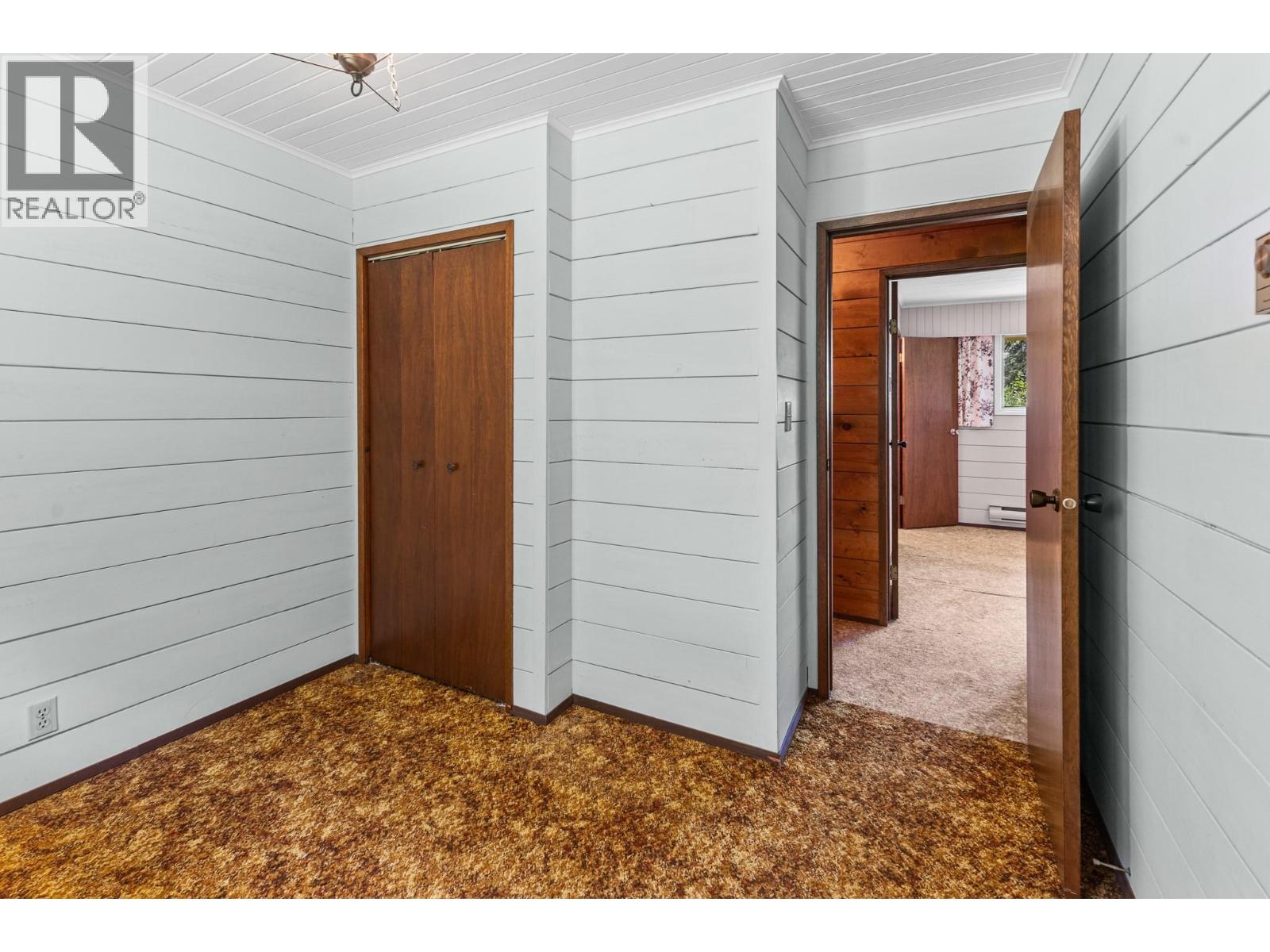  2489 Hendrickson Road, Sorrento